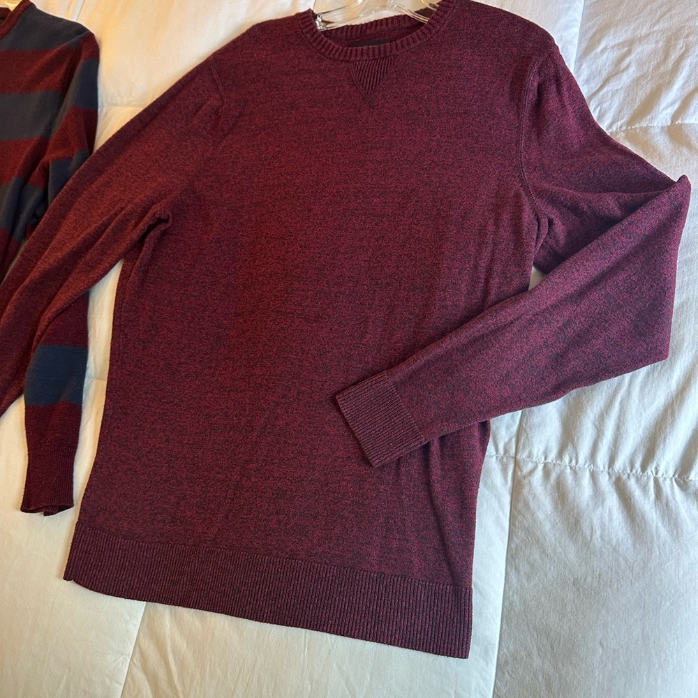 Two for one! 1901 Burgundy & Navy Crewneck Sweaters Cotton & Wool blend πππΌ - Picture 5 of 7